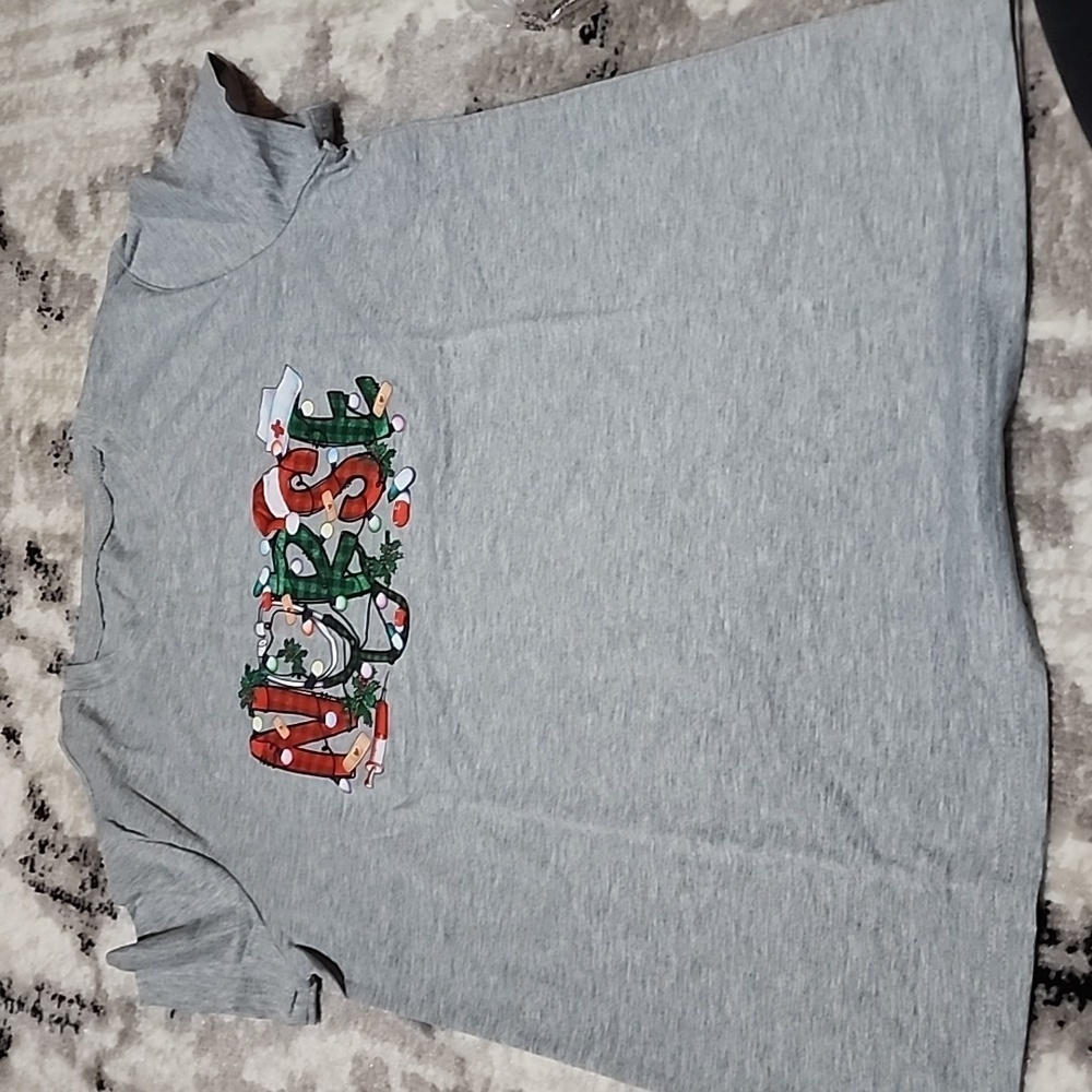 I1 - NIB Nurse Christmas T-Shirt